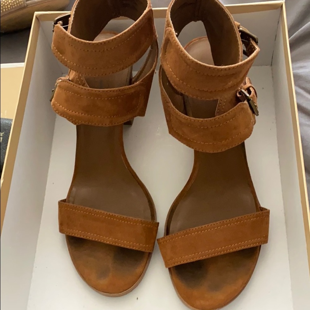 Very cute sandals